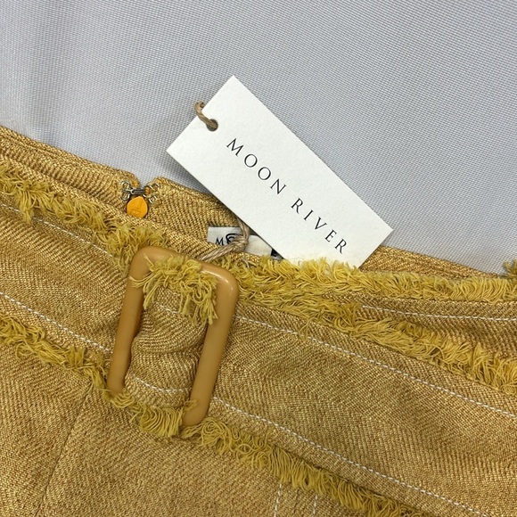 Anthropology Moon River Gold High Waist adjustable belt back zip up Shorts S - Picture 2 of 13